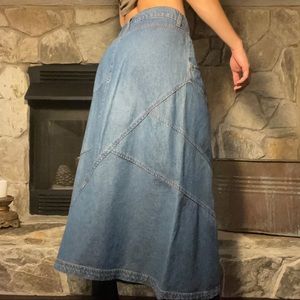 Patchwork denim midi skirt with beautiful stitching detailing